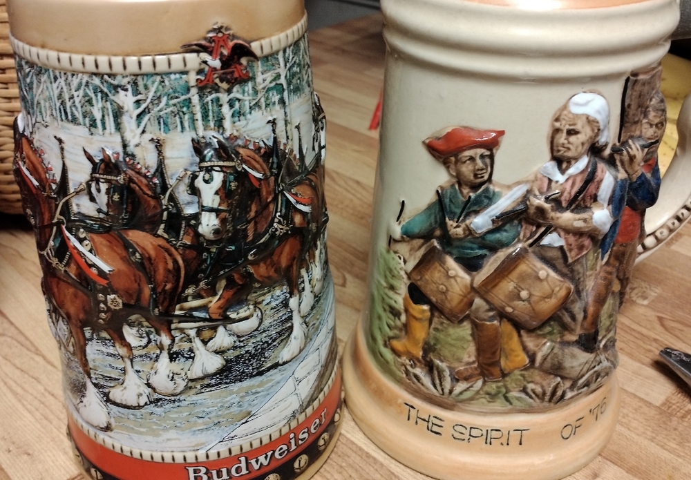 Two vintage mud with music playing in the bottom